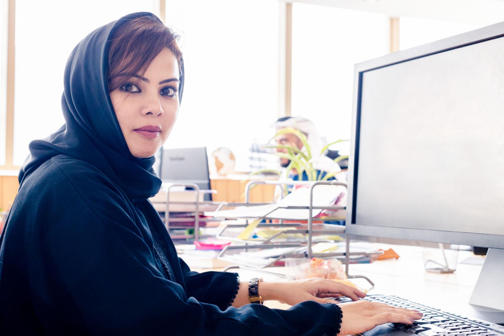 Aisha M. – Dubai